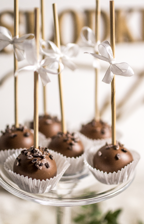 Cake pops w mlecznej czekoladzie 