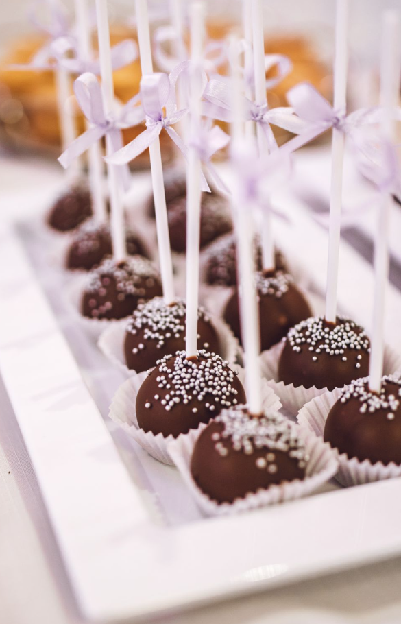 Cake pops w ciemnej czekoladzie 